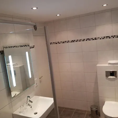 Natura Hotel 3*